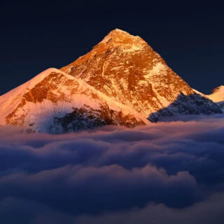Everest (8,848 m)